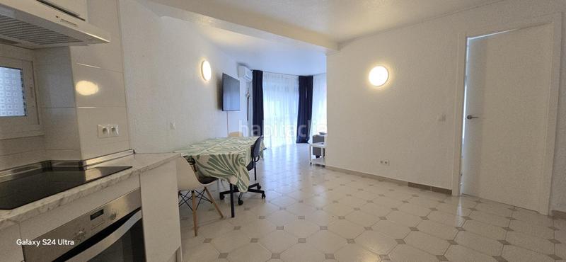 Foto 65f5654b-53cf-43f5-986b-9ab5dd443a57. Location appartement avec chauffage parking dans Montemar Torremolinos