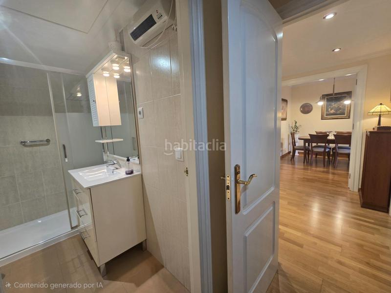 Foto 02493df8-9a9f-4e28-baca-0bb634d480a5. Alquiler piso espectacular vivienda en playamar en Torremolinos