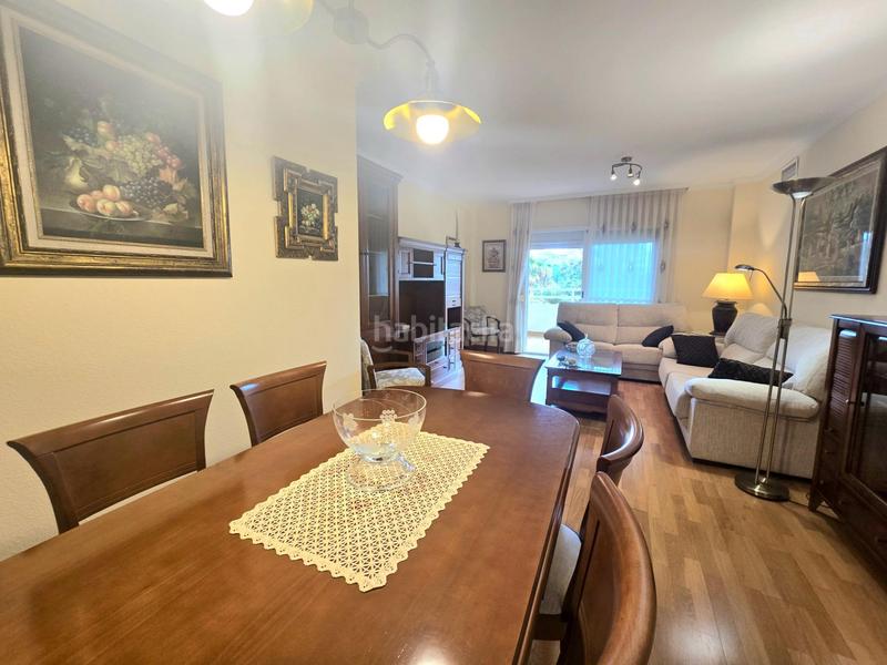 Foto 68010959-f426-4781-b4f7-be25e86016f3. Alquiler piso espectacular vivienda en playamar en Torremolinos