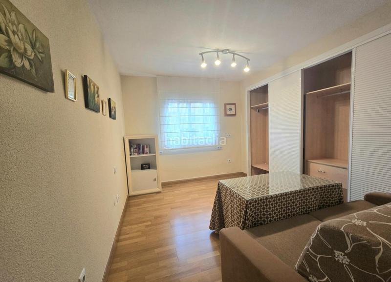 Foto 26776543-933a-4009-be66-2d54a9943262. Rent flat with parking pool in Playamar - Benyamina Torremolinos