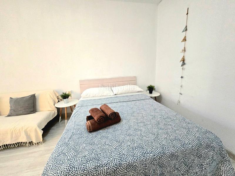 Foto 2c135993-9374-4214-b810-0a0c1b9f6e42. Estudio  con licencia turística en el centro en Torremolinos