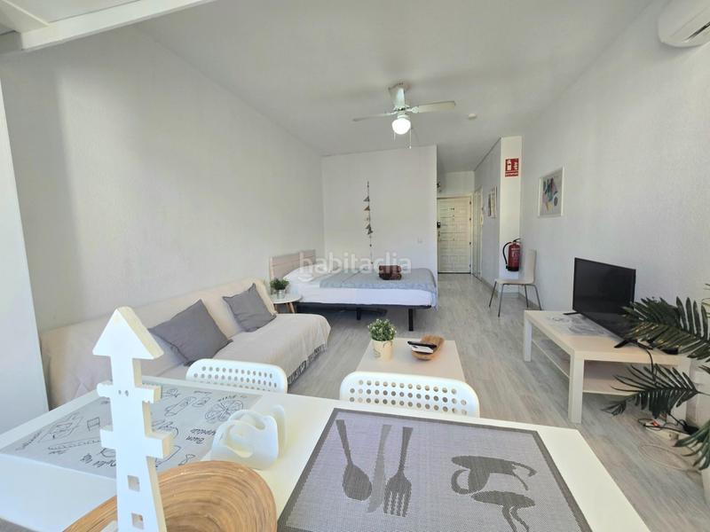 Foto 9063367c-2af2-449b-8a74-6a29e5ec0dec. Estudio  con licencia turística en el centro en Torremolinos