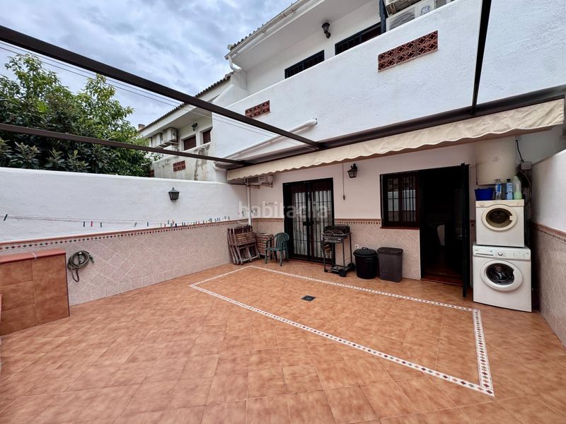 Foto 087083a2-a9c8-4f39-8f06-1709bf455a3d. Casa adossada amb aparcament a Centro Benalmádena