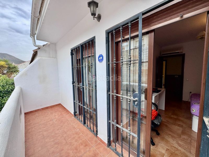 Foto 7d7ad3bb-60dd-4030-895b-f0d95280a001. Casa adossada amb aparcament a Centro Benalmádena