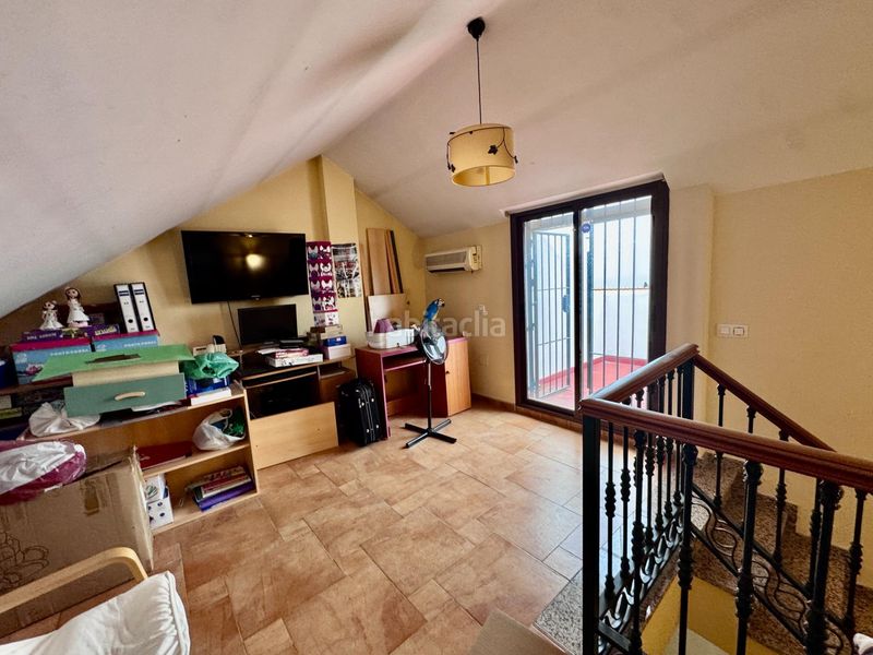 Foto d48b817e-c192-4833-8ff7-8342e2ae2a2e. Casa adossada amb aparcament a Centro Benalmádena