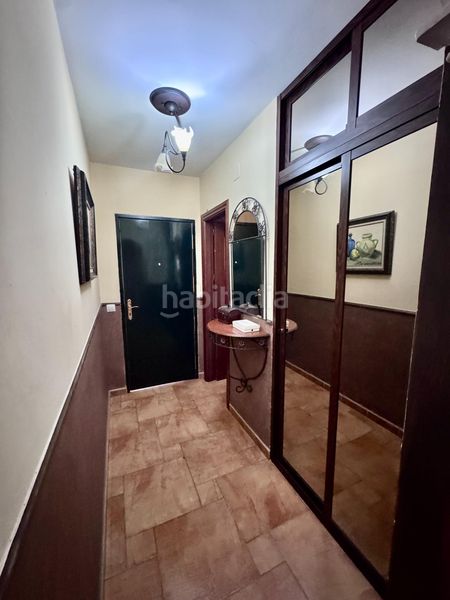 Foto dde3ce08-b9d4-4e31-a2dd-3fb10f355040. Casa adossada amb aparcament a Centro Benalmádena