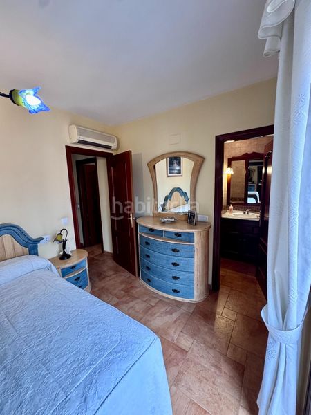 Foto f2a36283-4c81-4c55-a7b6-12794018d306. Casa adossada amb aparcament a Centro Benalmádena
