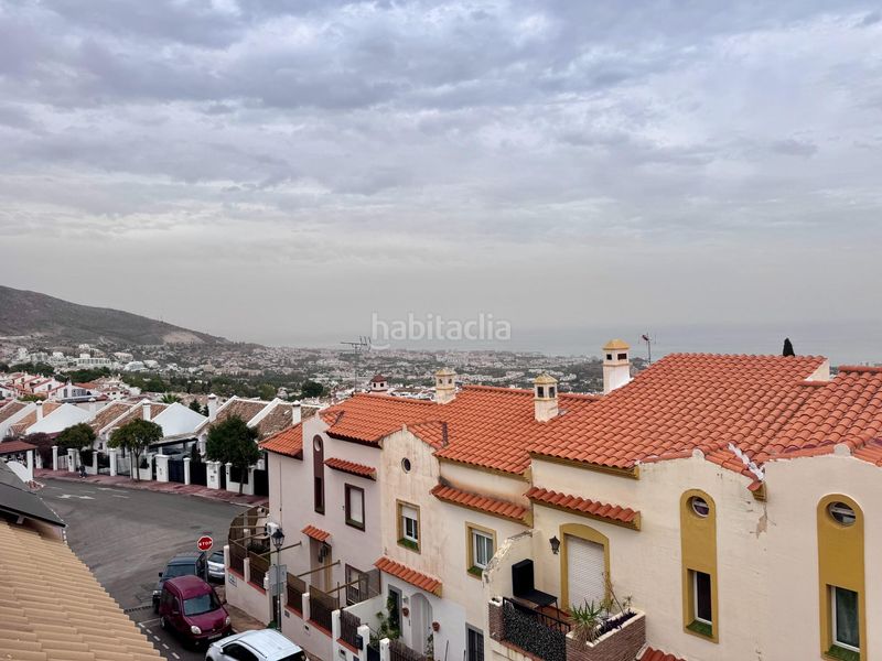 Foto fe7b3a0e-9a06-439c-8dc6-8984e51666aa. Casa adossada amb aparcament a Centro Benalmádena