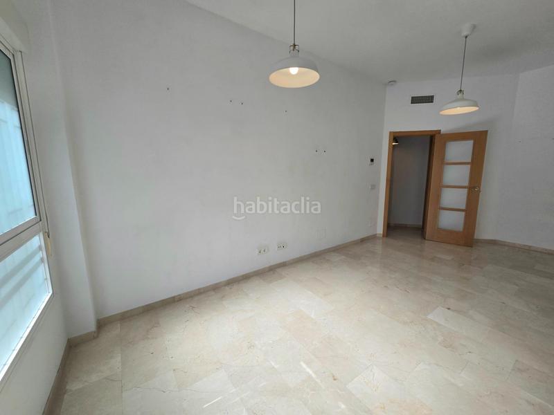 Foto 4c6eb675-7339-4f2a-9c50-40af3d1b4d95. Appartamento con parcheggio in La Trinidad Málaga