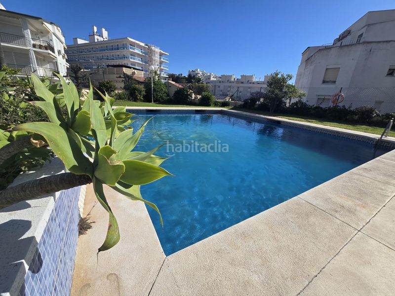 Foto 0edc2283-87b8-4bb8-8e88-19a4dcc97422. Pis amb aparcament piscina a La Carihuela - Los Nidos Torremolinos