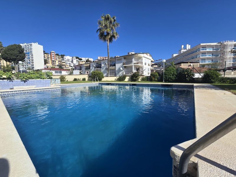 Foto a5042f75-708a-43f8-8bfc-e380d22ebb9a. Pis amb aparcament piscina a La Carihuela - Los Nidos Torremolinos