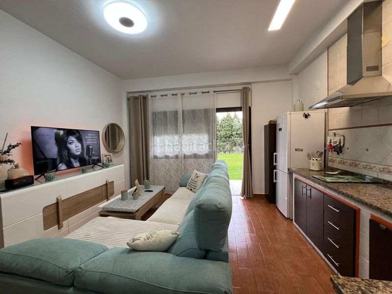 Foto 568838d3-bddf-4e06-8bc5-6bcd65f397a1. Apartament amb aparcament piscina a La Colina Torremolinos