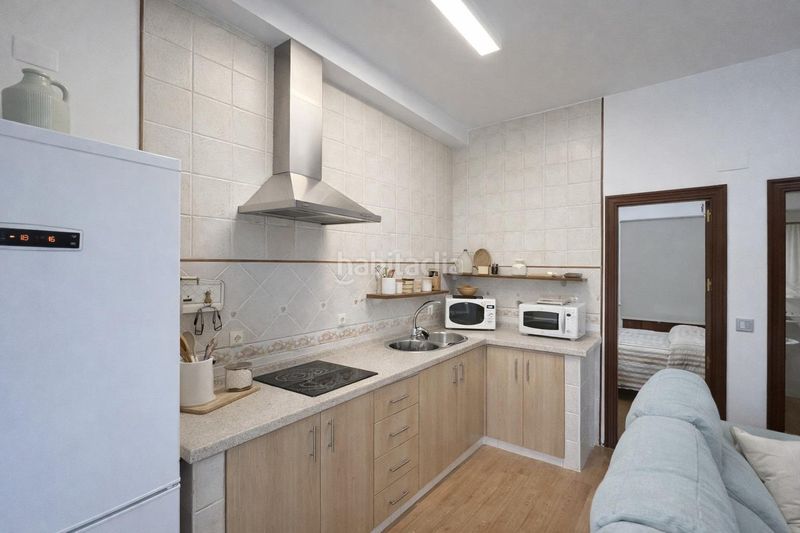 Foto d28b3799-3bfe-4725-8c59-73398e23f3f7. Apartament amb aparcament piscina a La Colina Torremolinos