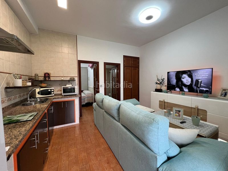 Foto f4df28e8-ebc1-4a04-bcfd-e7422a0a0d06. Apartament amb aparcament piscina a La Colina Torremolinos
