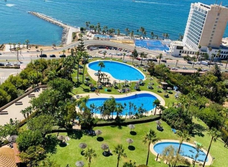Foto e34e3cc6-4b98-4880-9cf4-3aa1752723d1. Pis amb aparcament piscina a Hacienda Torrequebrada Benalmádena