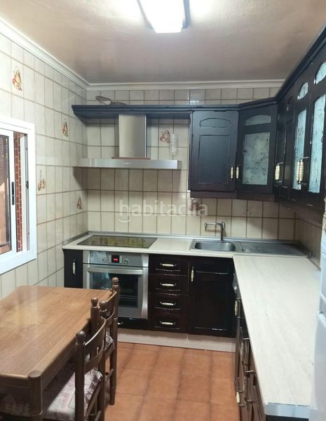 Foto d9c25f64-ad9b-4c92-86a0-2dc8443c2084. Casa a Cártama pueblo Cártama