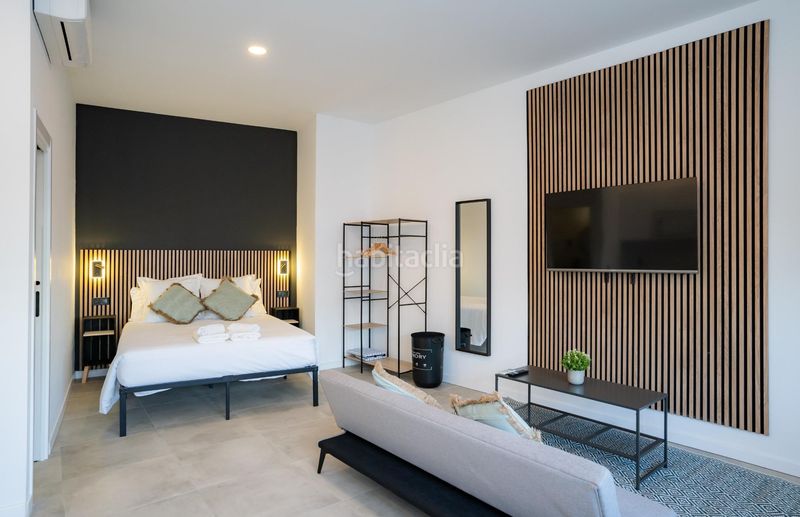 Foto dd9e6cee-eead-4f93-8c31-b0217a3c73d0. Apartament amb piscina a Martín Carpena - Torre del Río Málaga