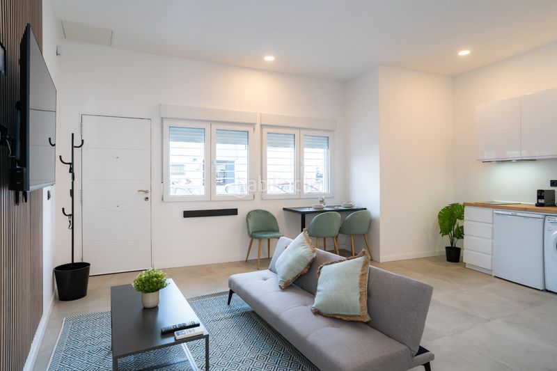 Foto fa1e6b6c-5909-4460-aec3-f42e25befca4. Apartament amb piscina a Martín Carpena - Torre del Río Málaga