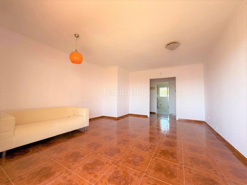 Foto b4236b70-40f5-4371-b81d-559f37de5536. Pis a calle calle cantarranas 30 a El Pinillo Torremolinos