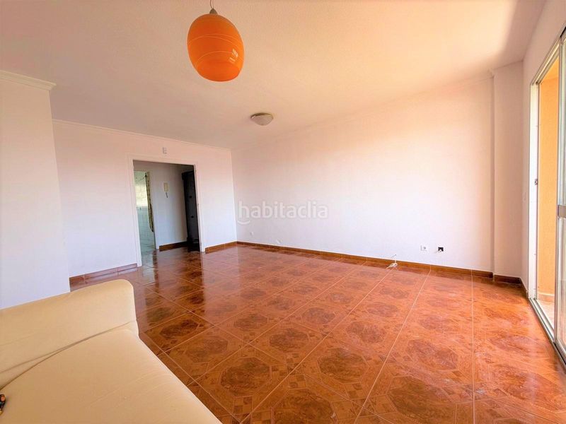 Foto bf8579ab-fb24-4639-b8de-c8a7d572e382. Pis a calle calle cantarranas 30 a El Pinillo Torremolinos