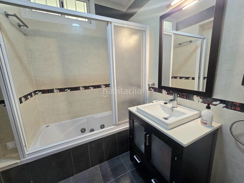 Foto 5035b7ae-f123-44fc-92d5-c2d7c63c7b68. Pis a Puerto Marina Benalmádena