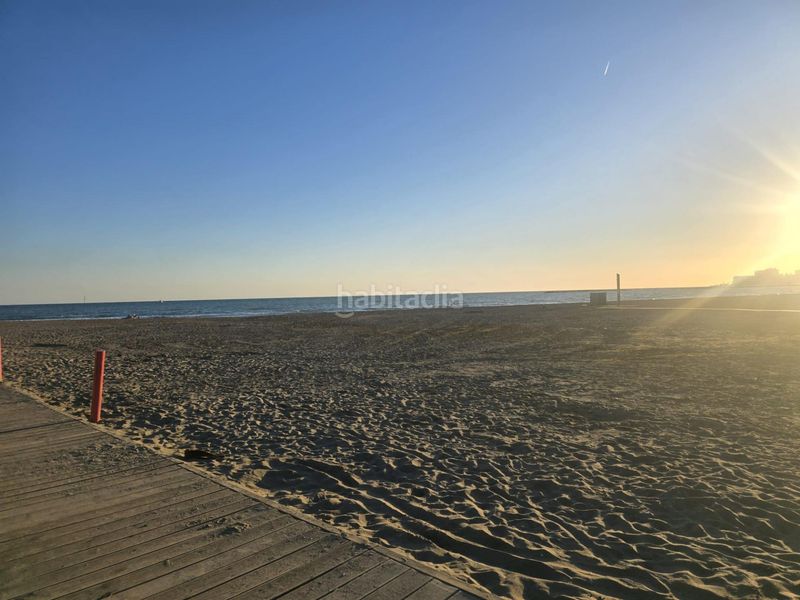 Foto 7e82845f-38e9-4f8b-9ba6-919ff42dbbdf. Pis a Puerto Marina Benalmádena