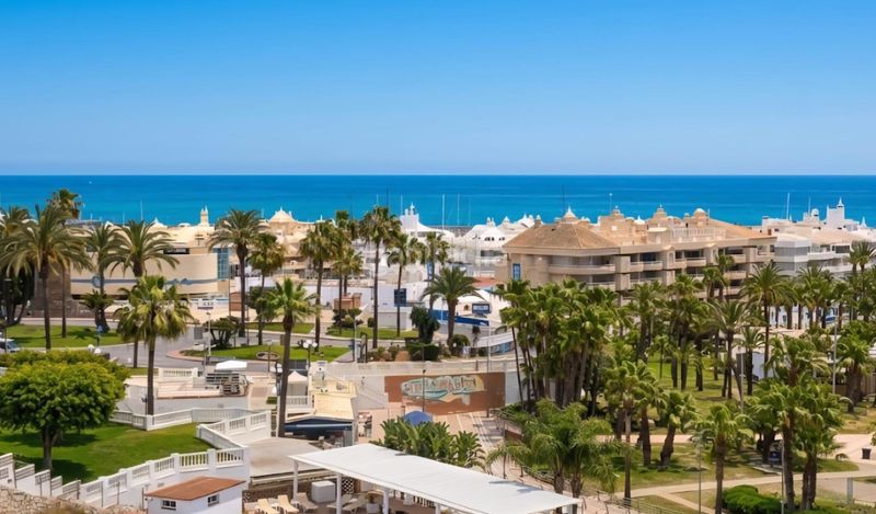 Foto a062c5a1-1d35-4c5e-828e-584075cdd371. Pis a Puerto Marina Benalmádena