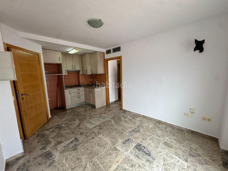 Foto b808ae21-60c9-4fce-b1ad-2d00e1f7be72. Pis a Centro Benalmádena