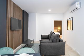 Edificio en Martín Carpena - Torre del Río. Pack de 3 apartamentos turísticos con licencia vacacional y alta