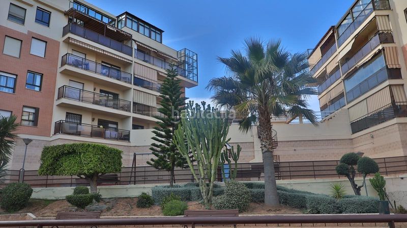 Foto a7427fb3-ecca-4208-a935-9bdd1172b4e2. Pis amb aparcament piscina a El Consul - Ciudad Universitaria - El Romeral Málaga