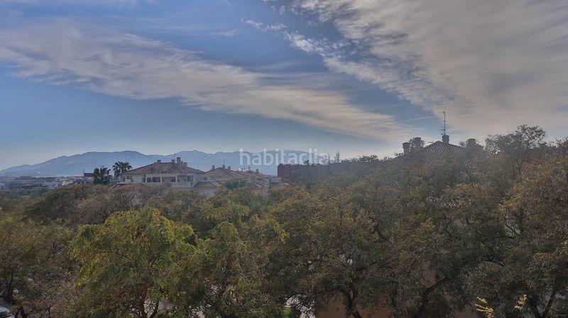 Foto a8da1c97-0e4c-47c4-8928-6d8df934ec95. Pis amb aparcament piscina a El Consul - Ciudad Universitaria - El Romeral Málaga