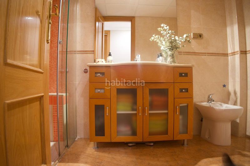 Foto e8f59bce-9f55-4511-ae63-05178628ac0a. Pis amb aparcament piscina a El Consul - Ciudad Universitaria - El Romeral Málaga