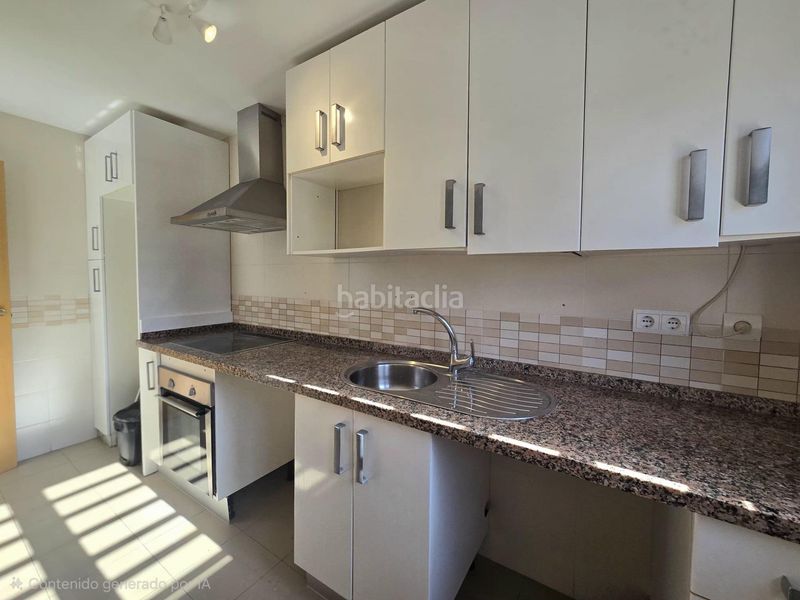 Foto d0bd24b0-29c3-402c-bd92-cbb0bdf0a241. Casa adossada amb aparcament a Parque de la Paloma Benalmádena