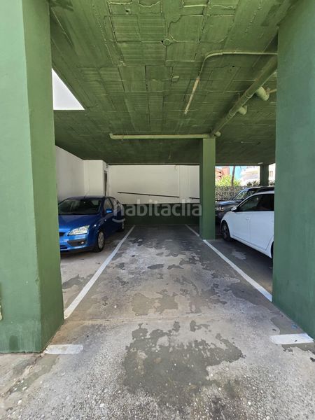 Foto e2f47553-706f-4f32-ade3-cef6e7bba188. Pis amb aparcament a Loma de los Riscos Torremolinos