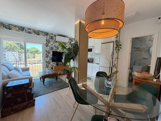 Apartament  Calle loma de los riscos. Precioso apatamento con licencia turistica a un paso del centro