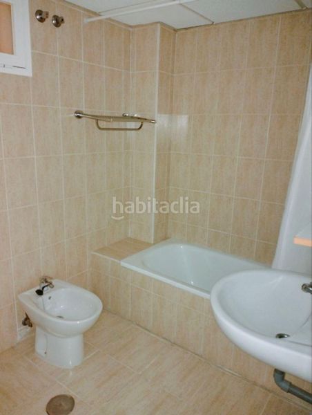 Foto 727184e5-883f-4916-a7fc-80a308fada50. Pis amb aparcament piscina a Zona Centro Comercial Torrequebrada Benalmádena