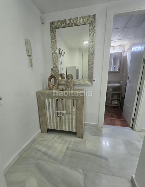 Foto 78f3e3bb-a9c0-4845-b217-ac8d625756d5. Dúplex amb aparcament piscina a Montemar Torremolinos