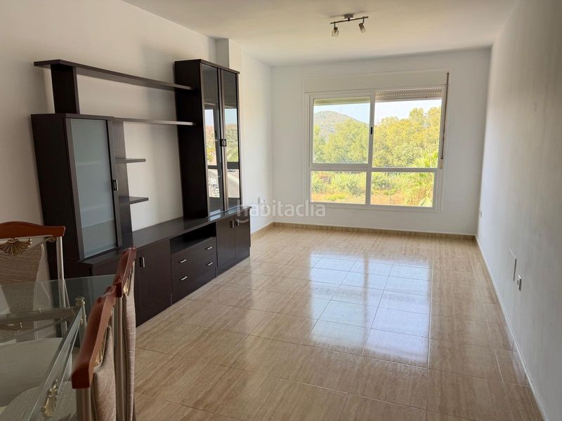 Foto 03926fc6-68b8-4689-9d02-009395eaade6. Apartament amb aparcament piscina a Las Flores Mijas