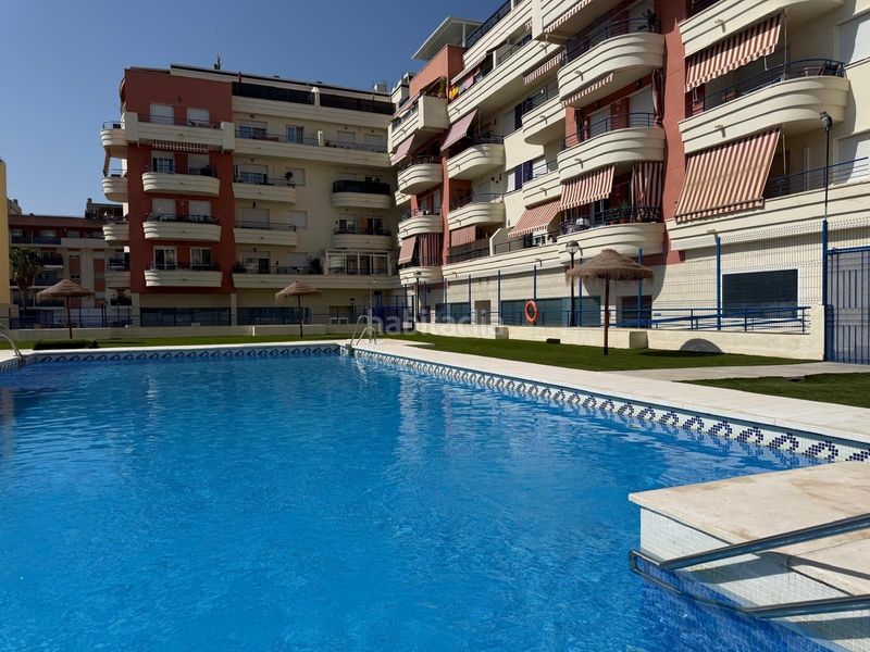 Foto 3d24f50a-2fa8-4fb4-b687-22a4f26ea11e. Apartament amb aparcament piscina a Las Flores Mijas