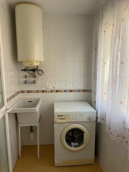 Foto 7367fdfd-4054-4e71-95fe-57b466ca49c5. Apartament amb aparcament piscina a Las Flores Mijas