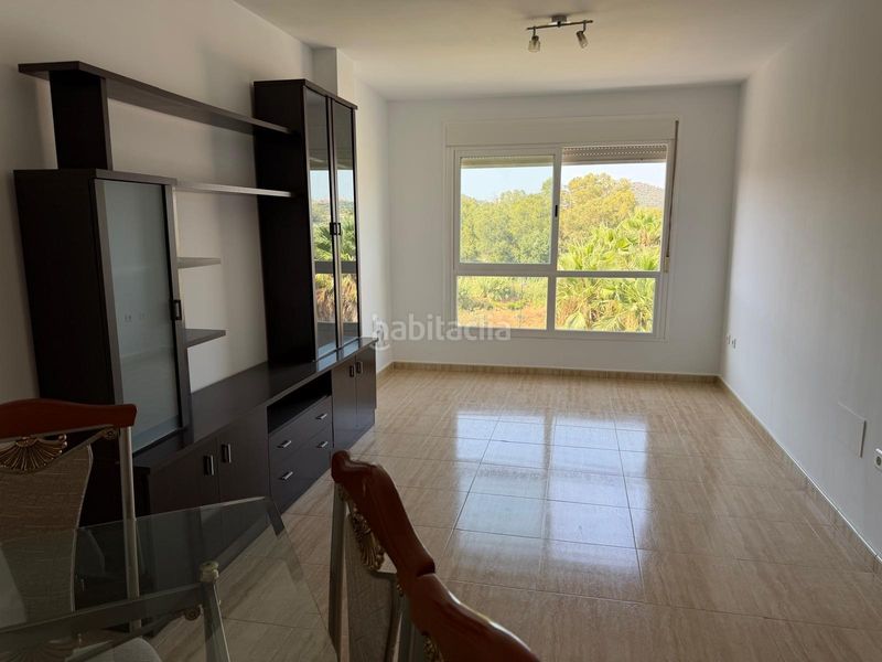 Foto f8641f70-eeeb-494a-800c-8ec3e7dc2653. Apartamento en Las Flores Mijas