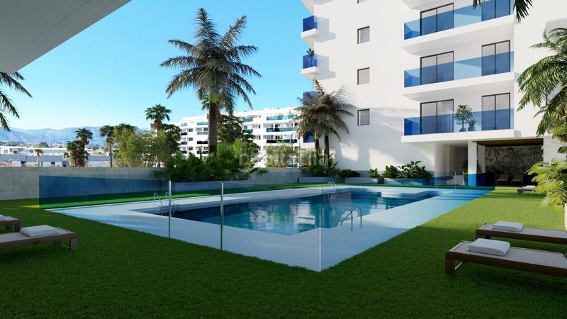 Foto 54e8af25-aa0d-49b4-b57c-9aee2610cef3. Apartament amb aparcament piscina a Las Flores Mijas