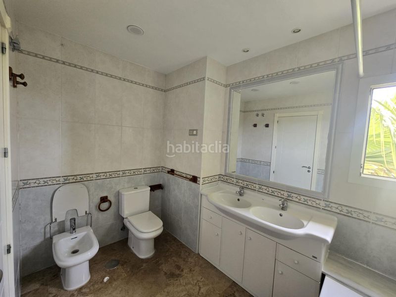 Foto d2781132-6673-4ddb-8f47-bce8177f6691. Pis amb calefacció aparcament piscina a Riviera del Sol Mijas