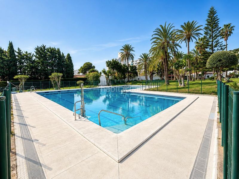 Foto c2ae3a3c-e16d-40b1-bdaa-aa4bdcc97e37. Pis amb aparcament piscina a Solymar Benalmádena