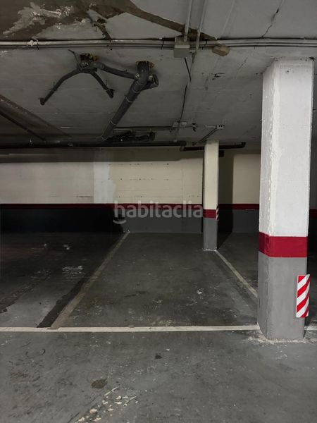 Foto a7b03517-d2f0-4d48-9288-c1d70a488bc6. Parking voiture dans Puerto Marina Benalmádena