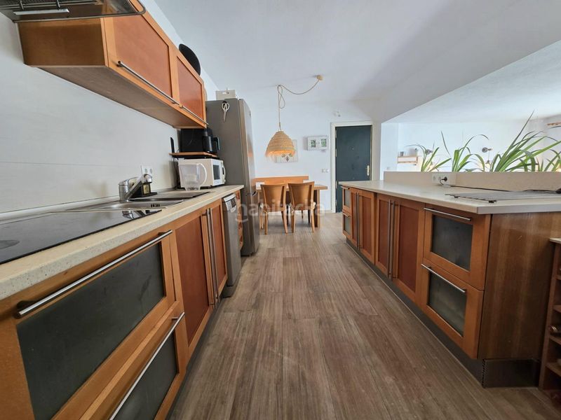 Foto d4052a1c-9922-4a1e-a970-734089886803. Duplex avec piscine dans Montemar Torremolinos