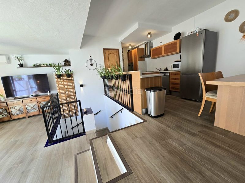 Foto ddf0ff5f-e86b-439f-bd4d-9f247f2d88fd. Duplex avec piscine dans Montemar Torremolinos