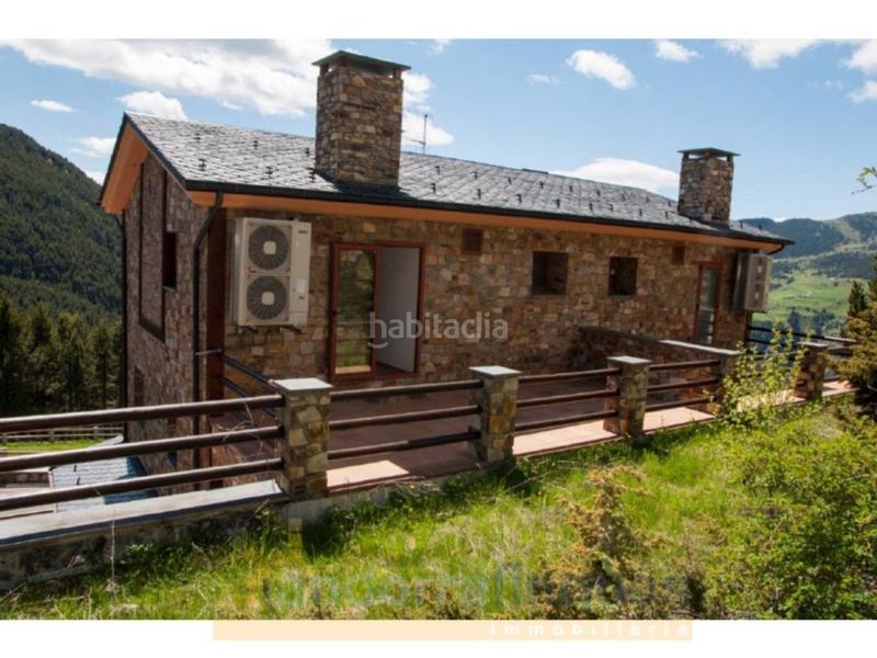 Foto 6360065d-2842-45c7-a4c7-cfbe845dd9e9. Casa adosada casa en venta en Soldeu-Incles Canillo