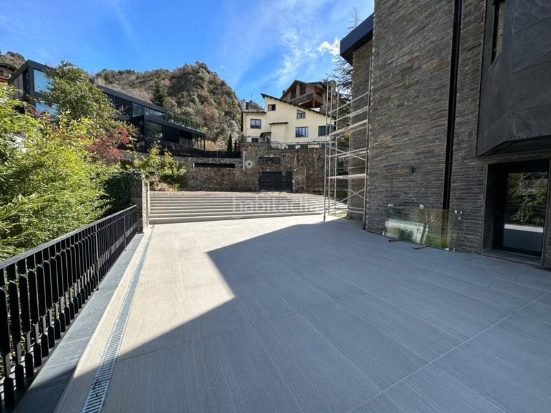 Foto 51a0a0a1-eead-4874-a6f4-3f8b3acffa6d. Rent chalet with parking in Els Vilars d´Engordany Escaldes-Engordany