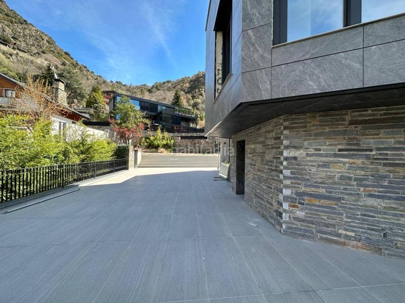 Foto 8626fa5c-b0ce-4392-8925-73d1f0341d76. Rent chalet with parking in Els Vilars d´Engordany Escaldes-Engordany